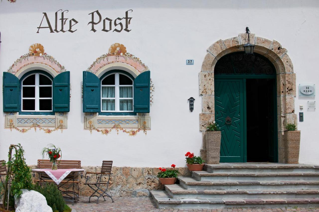 Hotel Dolomitenhof & Chalet Alte Post Sexten Eksteriør billede