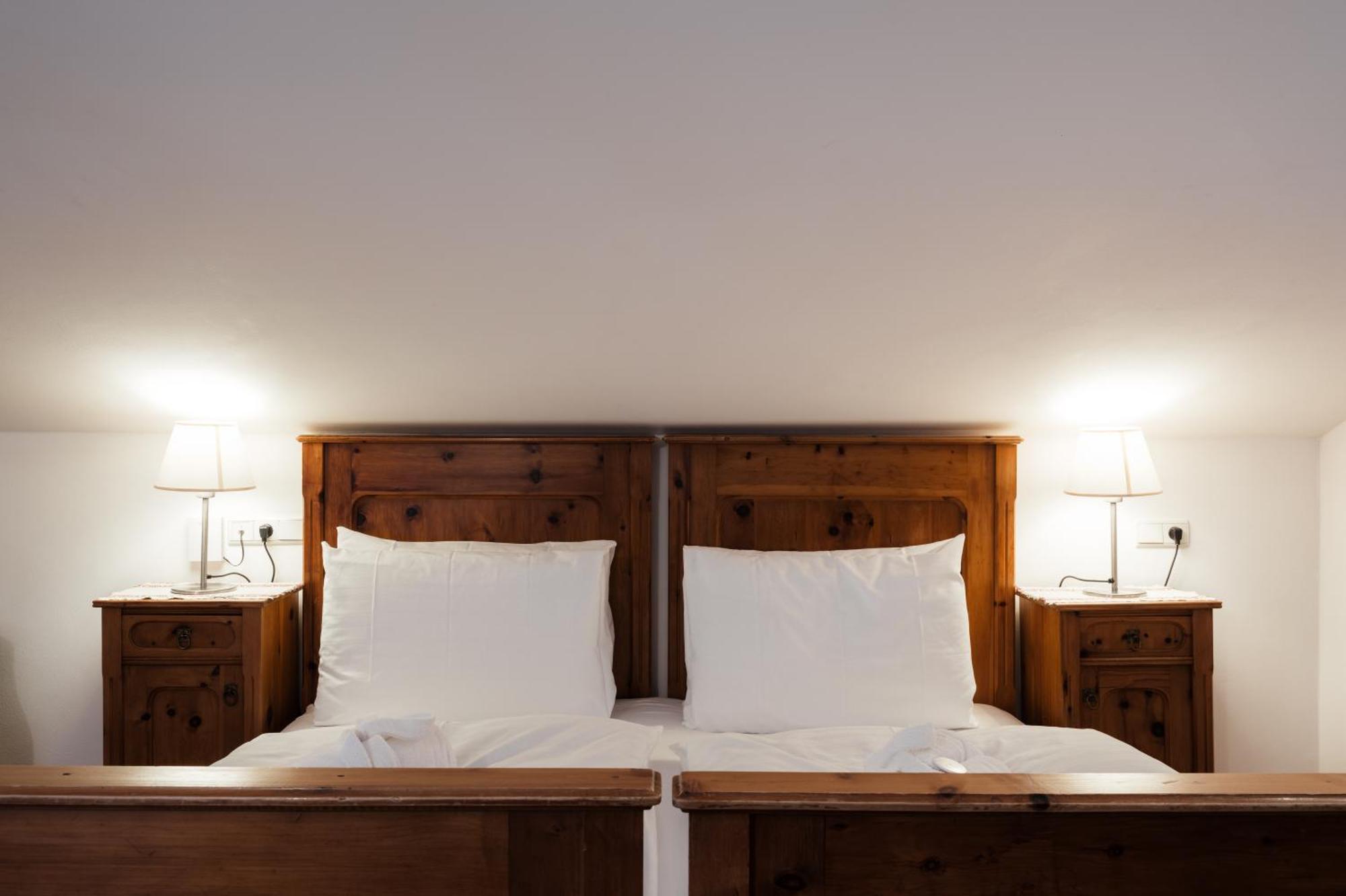 Hotel Dolomitenhof & Chalet Alte Post Sexten Eksteriør billede