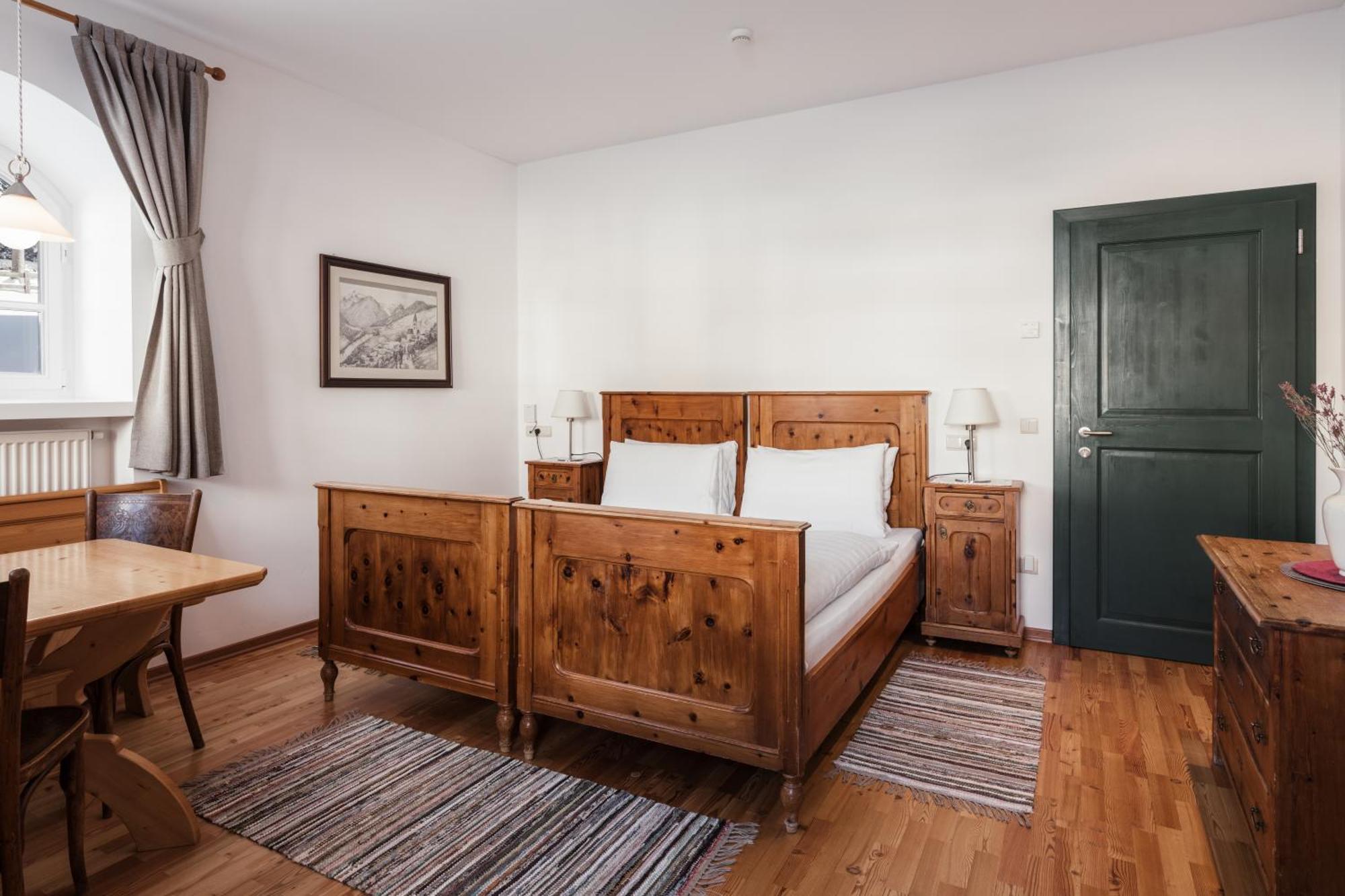 Hotel Dolomitenhof & Chalet Alte Post Sexten Eksteriør billede