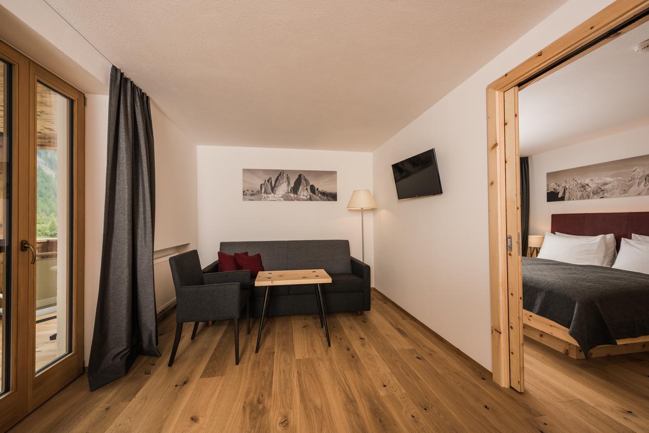 Hotel Dolomitenhof & Chalet Alte Post Sexten Eksteriør billede